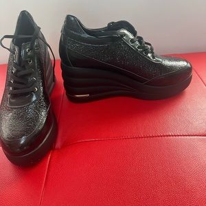 Italian black platform leather sneakers